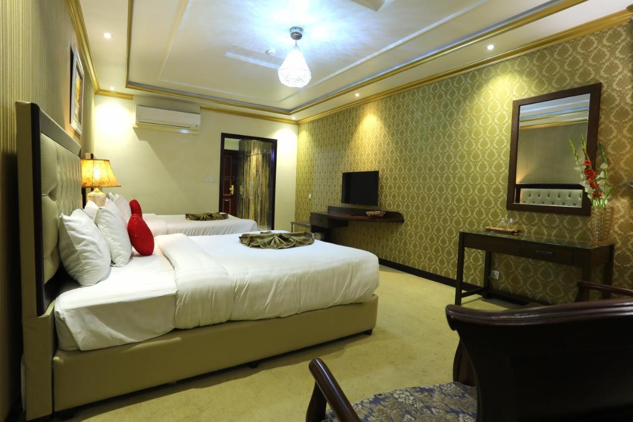 Rachna Hotel Gujranwala Dış mekan fotoğraf